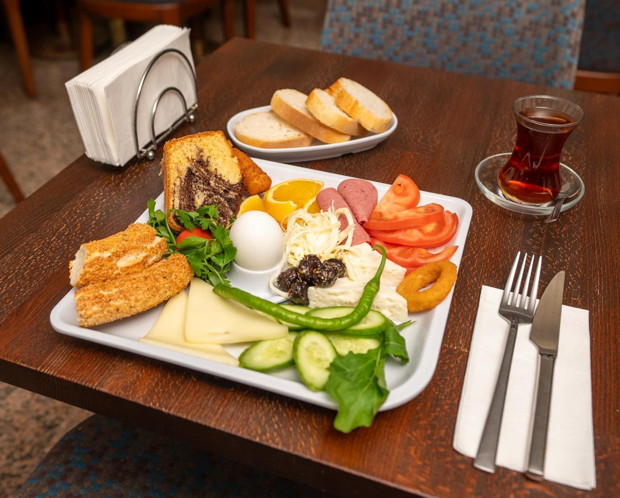 Golden Siyav Otel