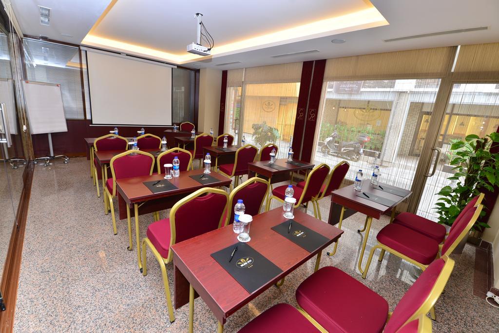 Hotel Golden Siyav